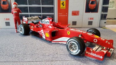 2005-Ferrari-F2004M-089.jpg